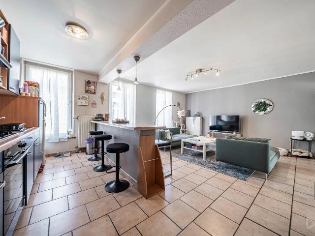 Local Commercial vente à Laveu, Liège