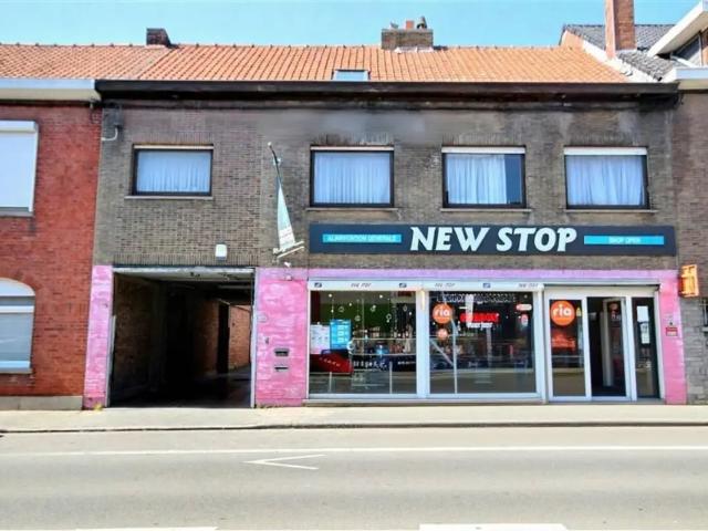 Local Commercial vente à Mouscron, Wallonie