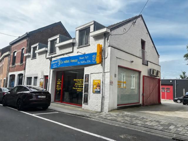 Local Commercial vente à Nijvel, Wallonie