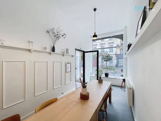 Local Commercial vente à Schaarbeek, Bruxelles