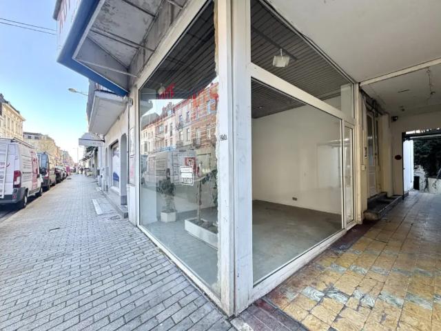 Local Commercial vente à Uccle, Bruxelles
