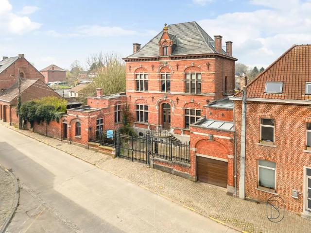Château vente à Wodecq, Wallonie