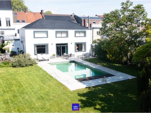 Château vente à Mouscron, Wallonie