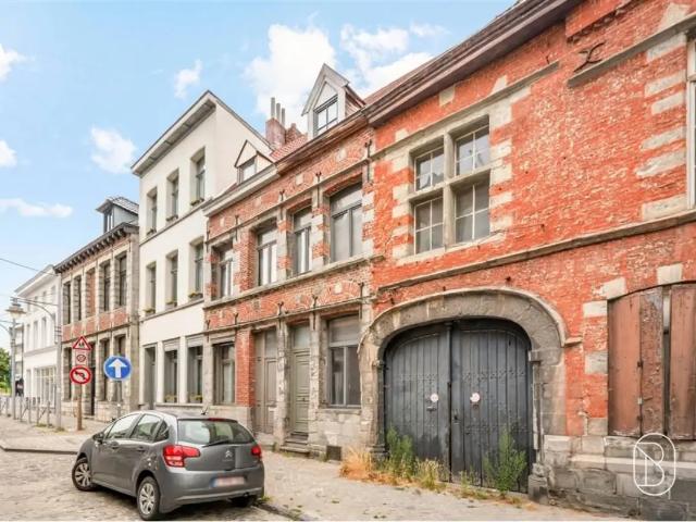 Maison vente à Centre historique, Tournai