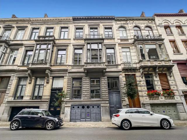 Maison vente à Elsene, Bruxelles