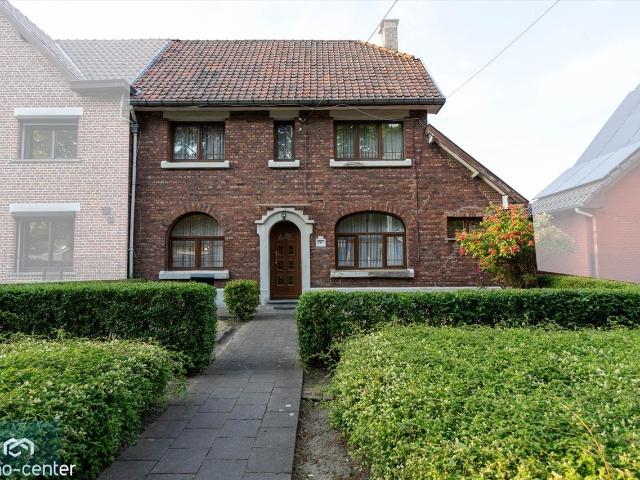 Maison vente à Genk, Limburg