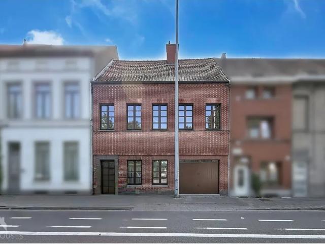 Maison vente à Courtrai, West-Vlaanderen