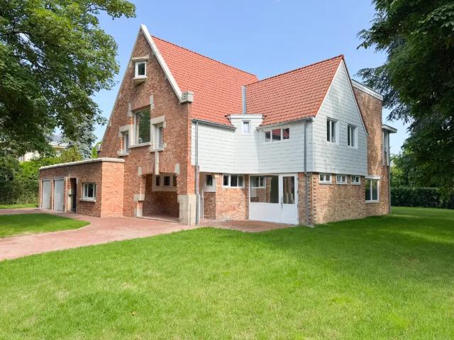 Maison vente à Uccle, Bruxelles