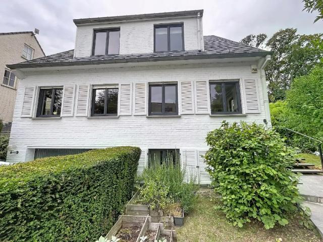 Maison vente à Uccle, Bruxelles