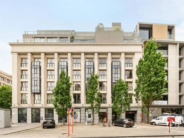 Bureau vente à Courtrai, West-Vlaanderen