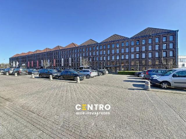 Bureau vente à Courtrai, West-Vlaanderen
