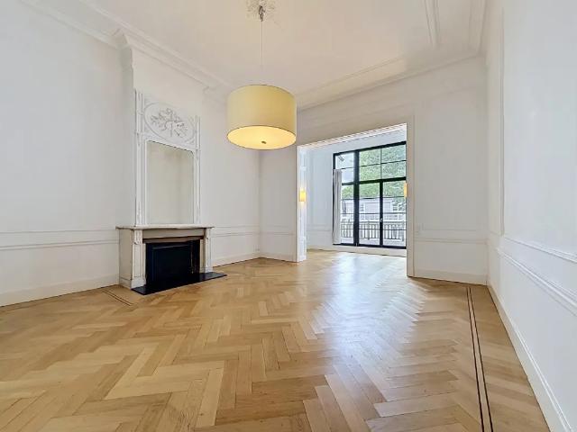 Bureau vente à Saint-gilles, Bruxelles