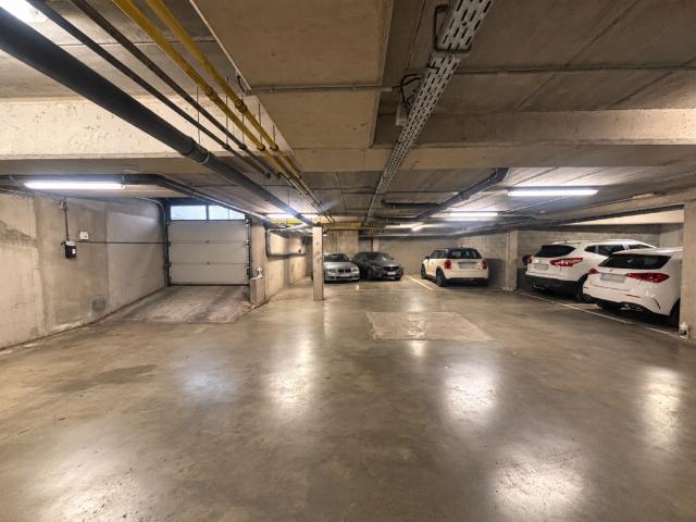 Garage vente à Quartier des Quais - Kaaienwijk, Bruxelles - Brussel