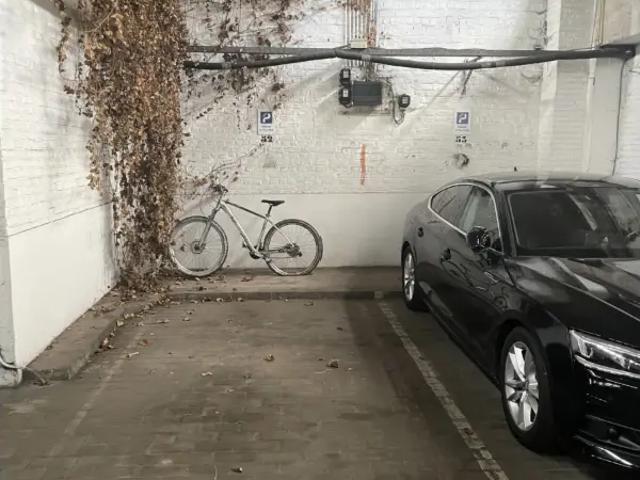 Garage vente à Elsene, Bruxelles