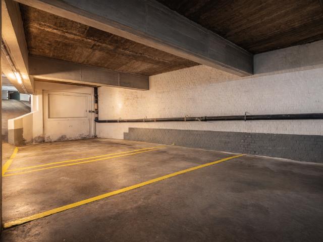 Garage vente à Elsene, Bruxelles