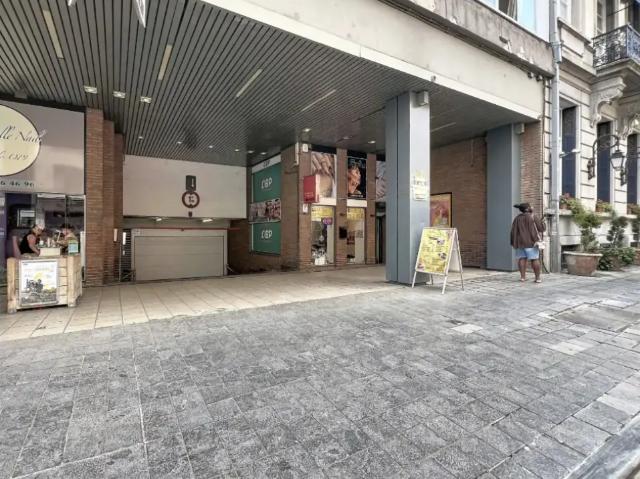 Garage vente à Saint-Gilles - Sint-Gillis, Brussel-Hoofdstad - Bruxelles-Capitale