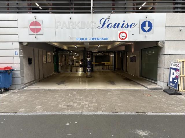 Garage vente à Saint-gilles, Bruxelles