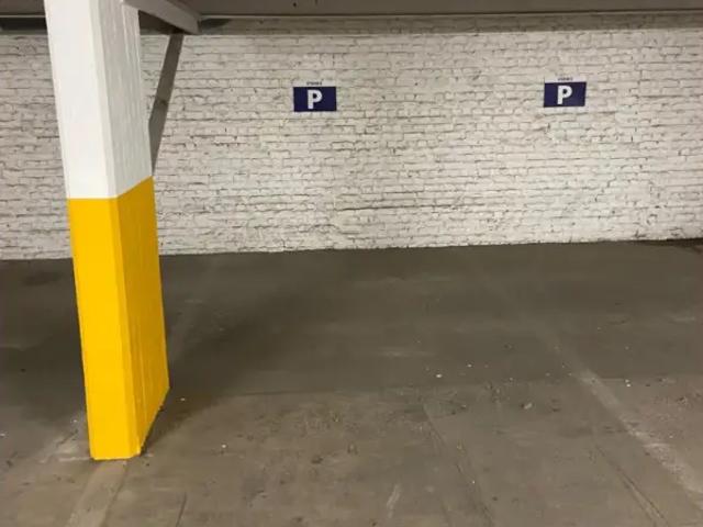 Garage vente à Saint-gilles, Bruxelles