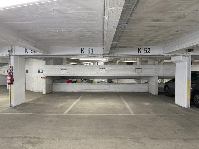 Garage vente à Sint-gillis, Bruxelles