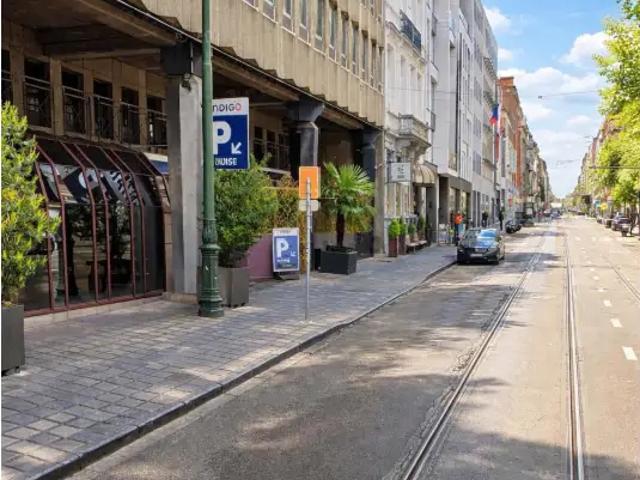 Garage vente à Saint-gilles, Bruxelles