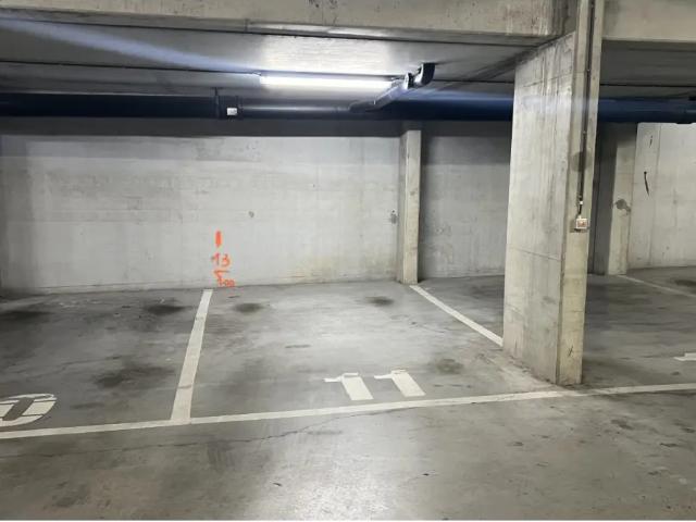Garage vente à Sint-lambrechts-woluwe, Bruxelles