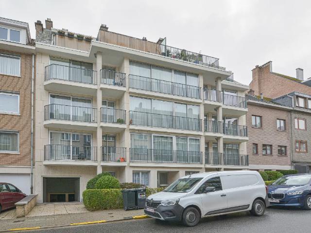 Garage vente à Sint-lambrechts-woluwe, Bruxelles