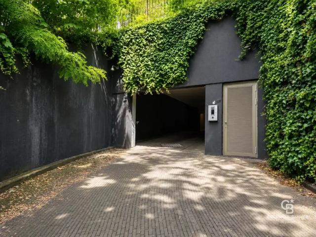Garage vente à Uccle, Bruxelles