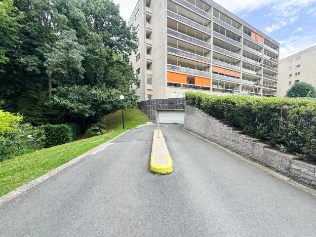 Garage vente à Uccle, Bruxelles