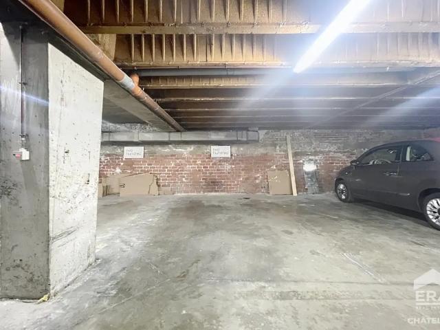 Garage vente à Ukkel, Bruxelles