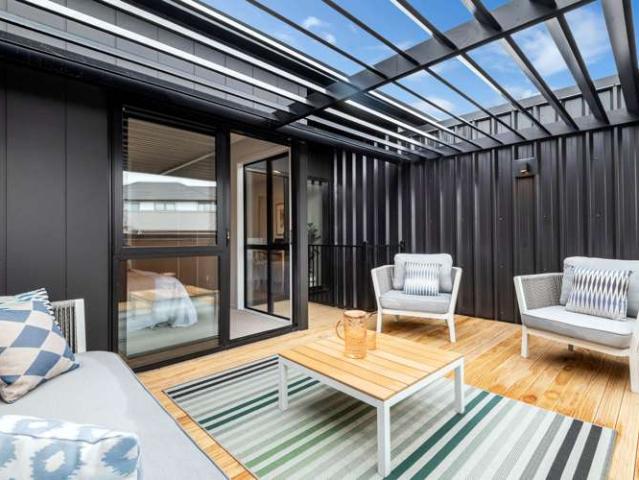 Townhouse for rent in Whangaparaoa, Oroua County