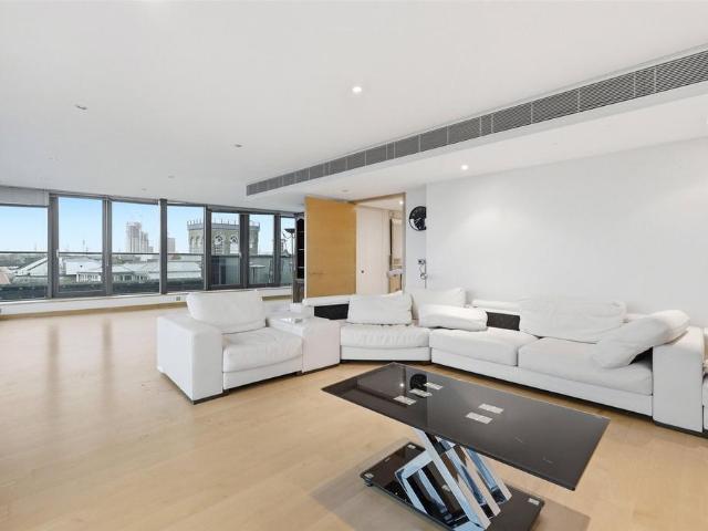 Apartment for rent in Bermondsey, Greater London