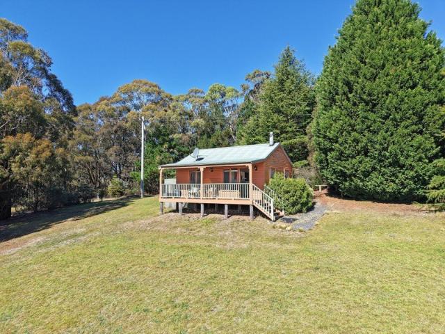 Cottage for sale in Oberon, New South Wales