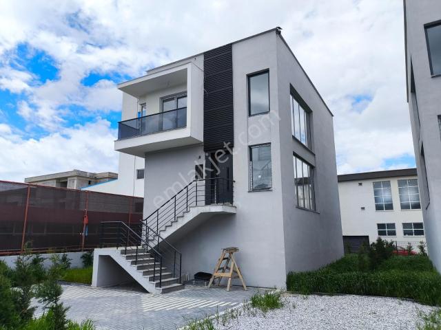 Etimesgut, Ankara içerisinde satılık Villa