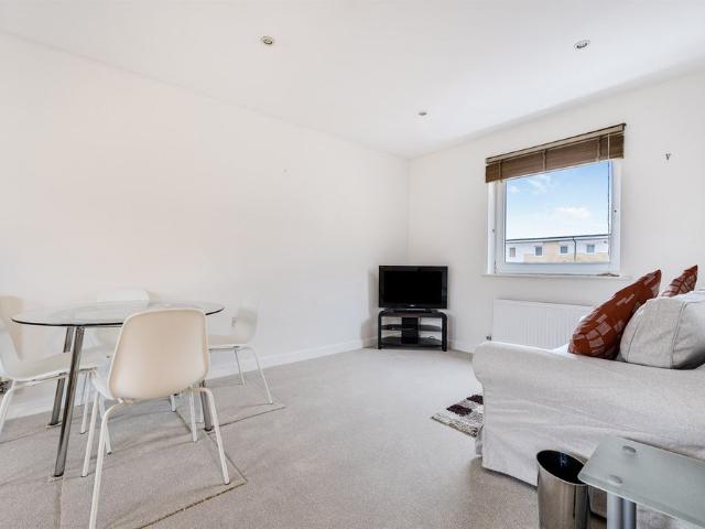 Apartment for rent in Whitley, Reading