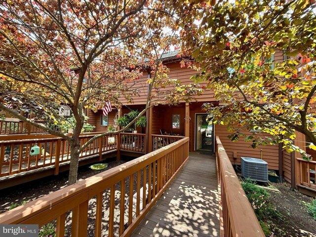 Condo for sale in Hedgesville