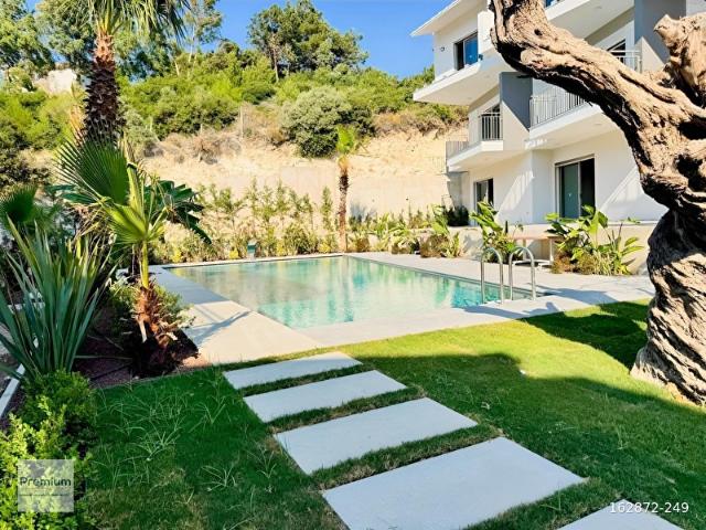 Urla, İzmir içerisinde satılık Villa