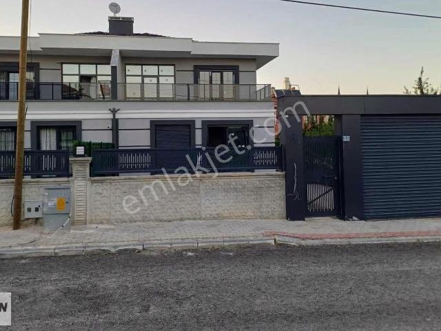 Selçuklu, Konya içerisinde satılık Villa