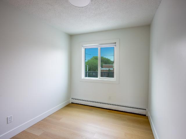 Apartment for rent in Wedgewood, Alberta