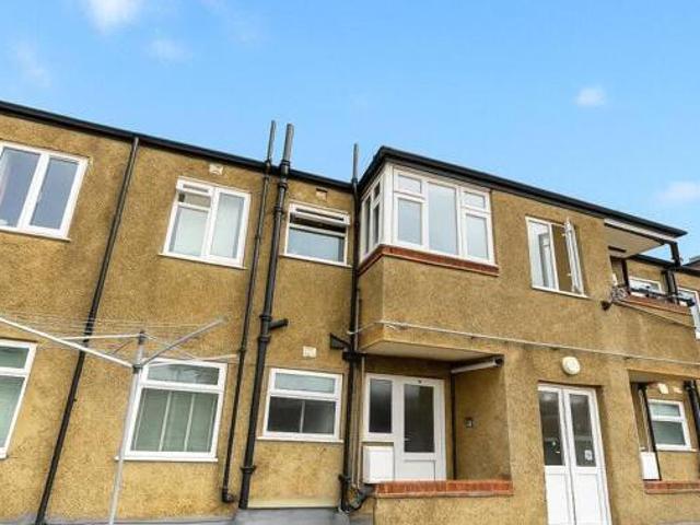 House for sale in Isleworth, Greater London