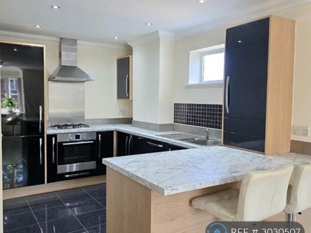 Apartment for rent in London Borough of Sutton, Greater London