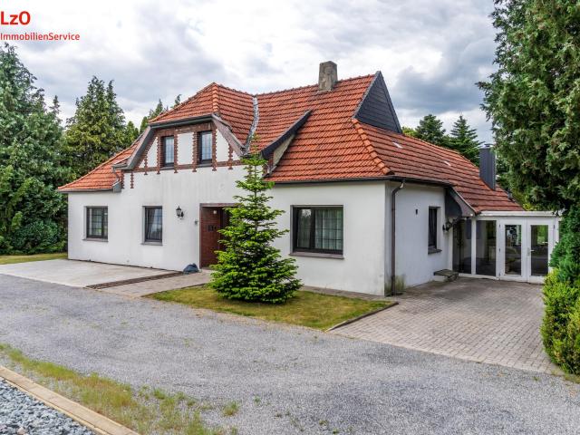 Villa kaufen in Halstrup, Westerstede