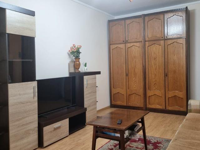 Cameră închirieri în Tei, București