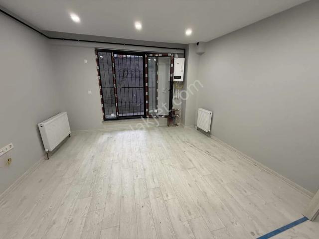 Çırpıcı Mahallesi, Zeytinburnu içerisinde satılık mülk