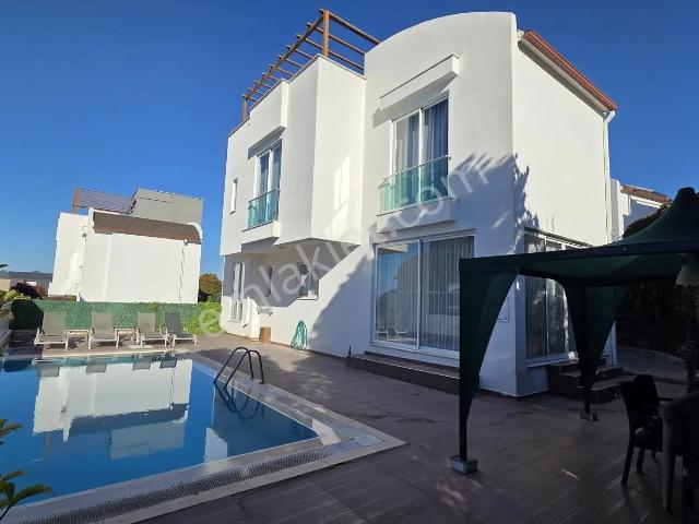 Kadınlar Denizi, Kuşadası içerisinde kiralık Villa