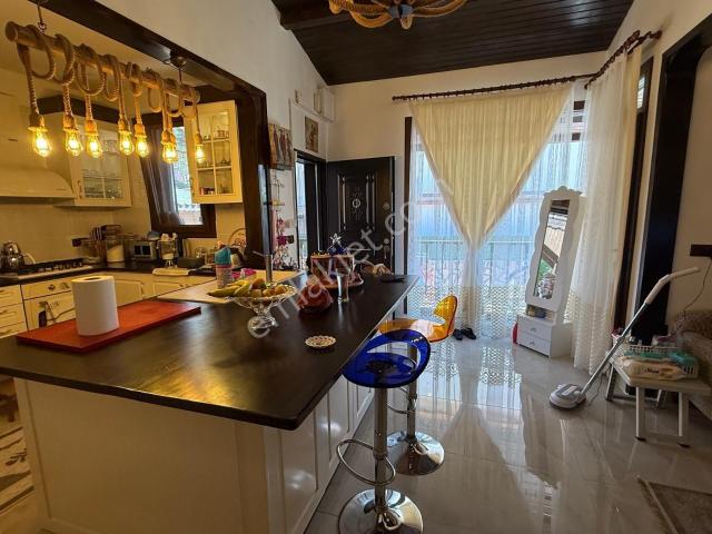 Menderes, Çukuraltı Mahallesi içerisinde satılık Villa