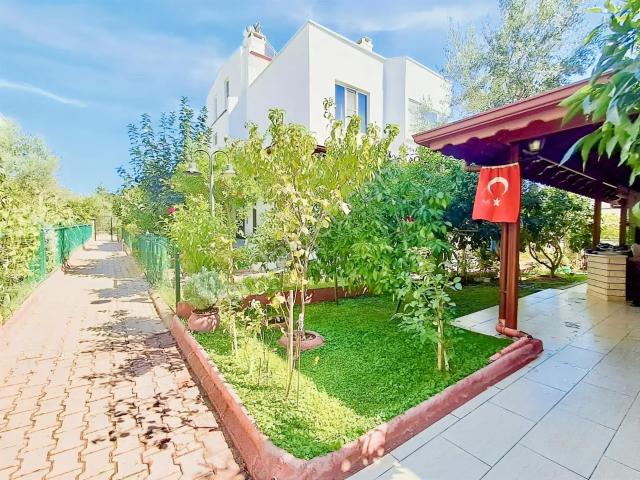 Edremit içerisinde satılık Villa