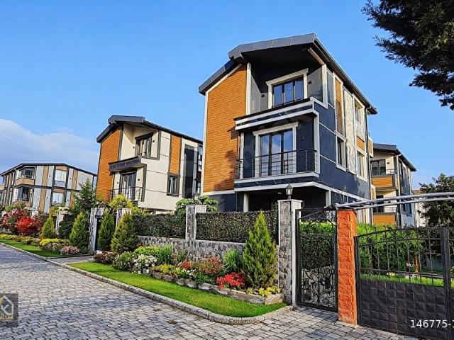 Marmaraereğlisi, Tekirdağ içerisinde satılık Villa