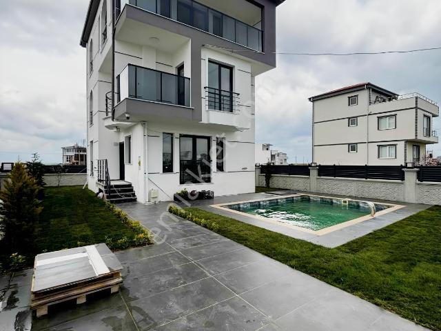 Marmaraereğlisi, Tekirdağ içerisinde satılık Villa