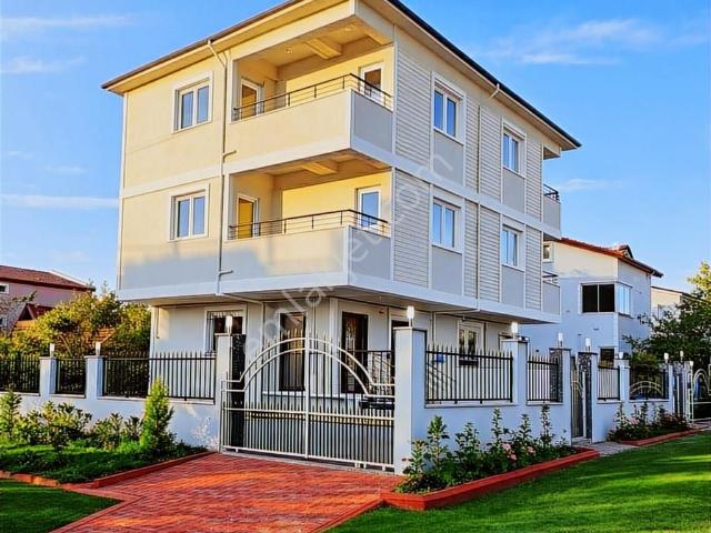 Marmaraereğlisi, Tekirdağ içerisinde satılık Villa