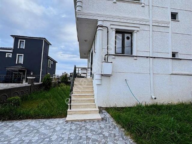 Çorlu içerisinde satılık Villa